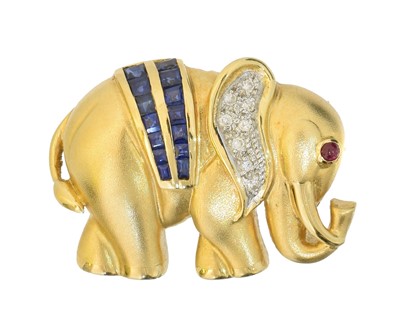 Lot 7 - A gem-set elephant brooch