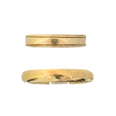 Lot 69 - Two 9ct gold band rings