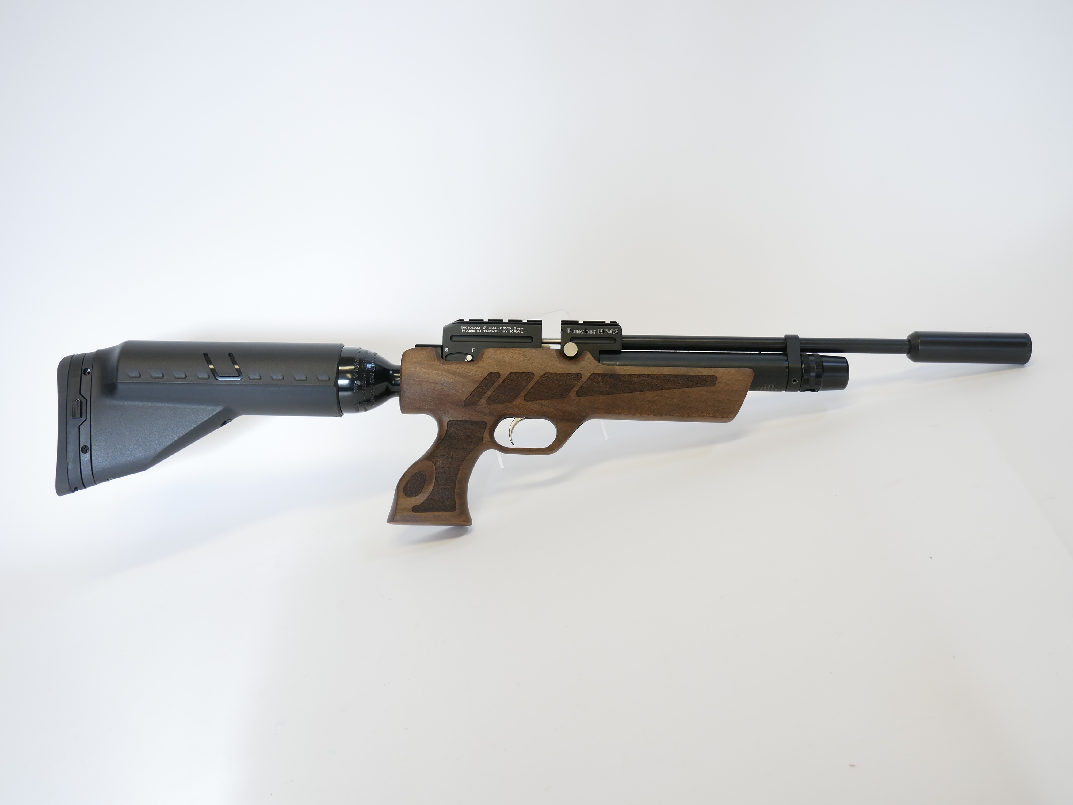 Lot 69 Kral Puncher NP02 .22 PCP air rifle with case