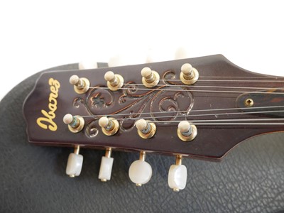 Lot 67 - Ibanez mandolin in case