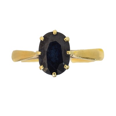Lot 161 - A 22ct gold sapphire dress ring