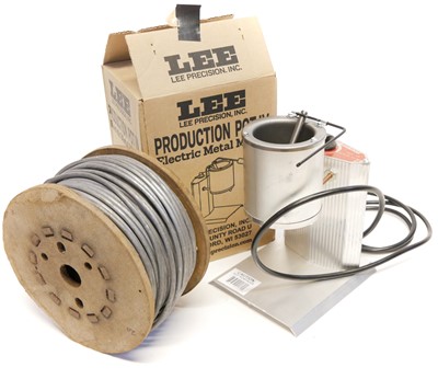 Lot 378 - As new Lee Precision Inc Production Pot IV electric metal melter 240v