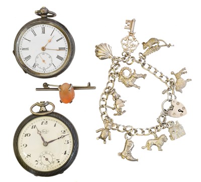 Lot 101 - A selection of jewellery and watches