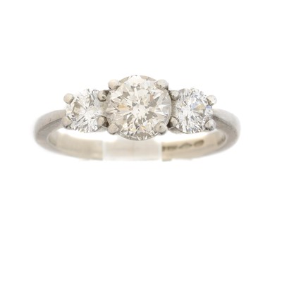 Lot 134 - A platinum diamond three stone ring