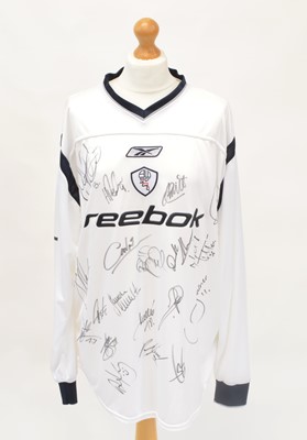 Lot 98 - Bolton Wanderers FC signed 2002-2003 home shirt