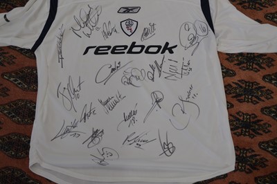 Lot 98 - Bolton Wanderers FC signed 2002-2003 home shirt
