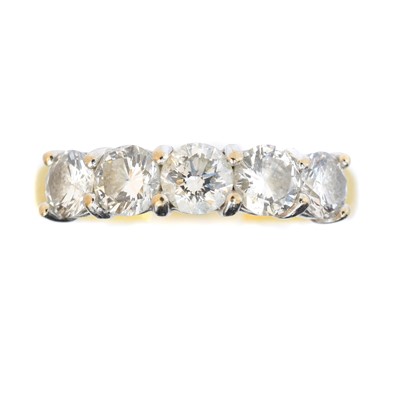 Lot 152 - An 18ct gold diamond five stone ring