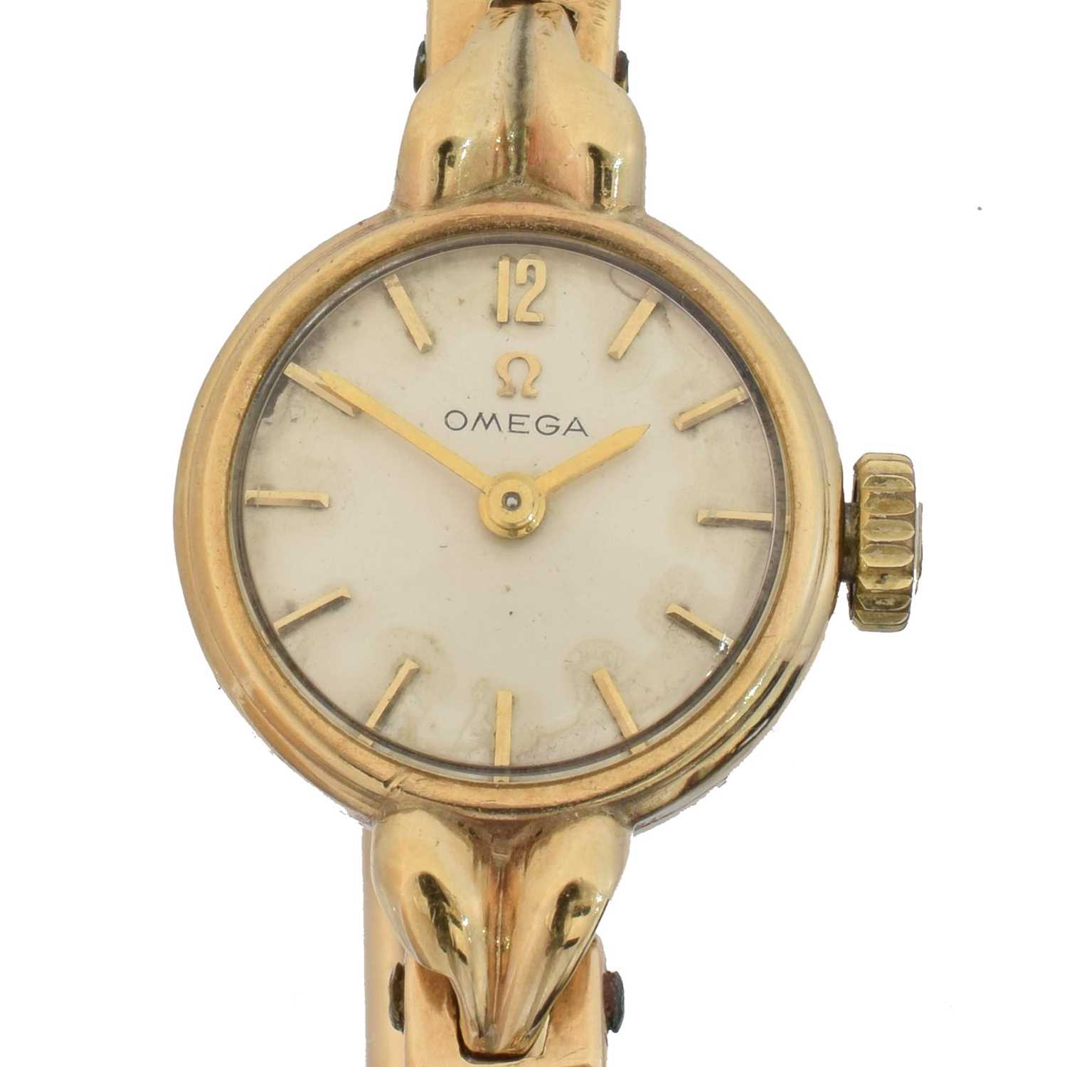 Lot 178 - A 1940s 9ct gold Omega manual wind wristwatch