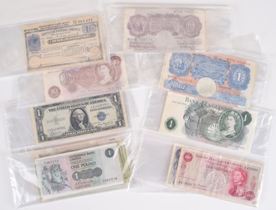 Lot 101 - Assortment of various loose British and foreign banknotes.
