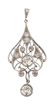 Lot 80 - An early 20th century diamond pendant