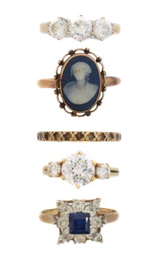 Lot 79 - A selection of dress rings