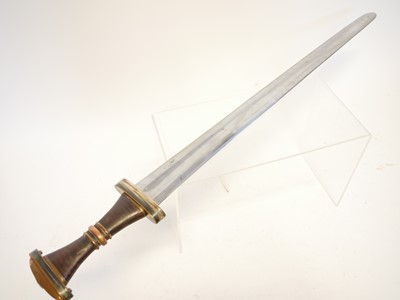 Lot 196 - Replica of a Kragelhul sword