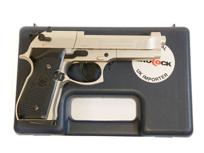 Lot 143 - Umarex Beretta 92 .177 air pistol