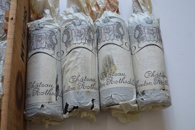 Lot 14 - 10 bottles in previously unopened OWC Chateau Mouton Rothschild 1er Grand Cru Classe Pauillac 1967