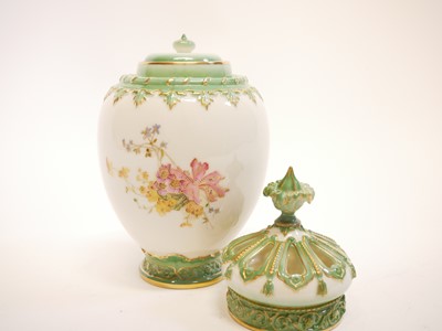 Lot 182 - Royal Worcester pot pourri vase