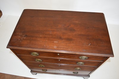 Lot 279 - George III Mahogany Chest of Drawers