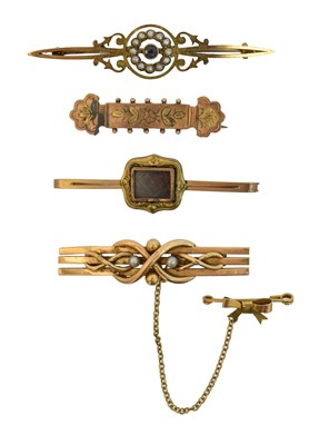 Lot 24 - Four bar brooches