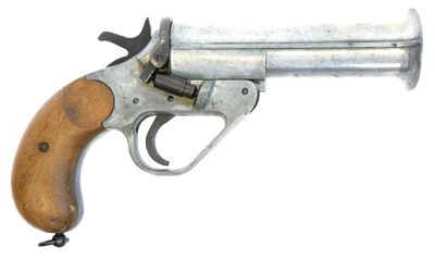 Lot 49 - Deactivated British 1" flare pistol