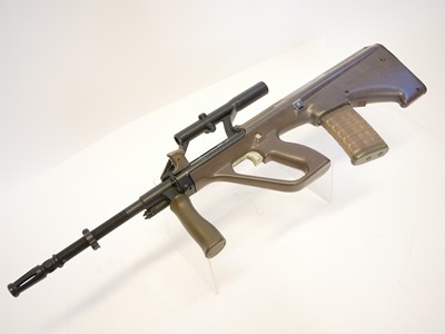 Lot 135 - Deactivated Austrian Steyr AUG 5.56mm assault rifle