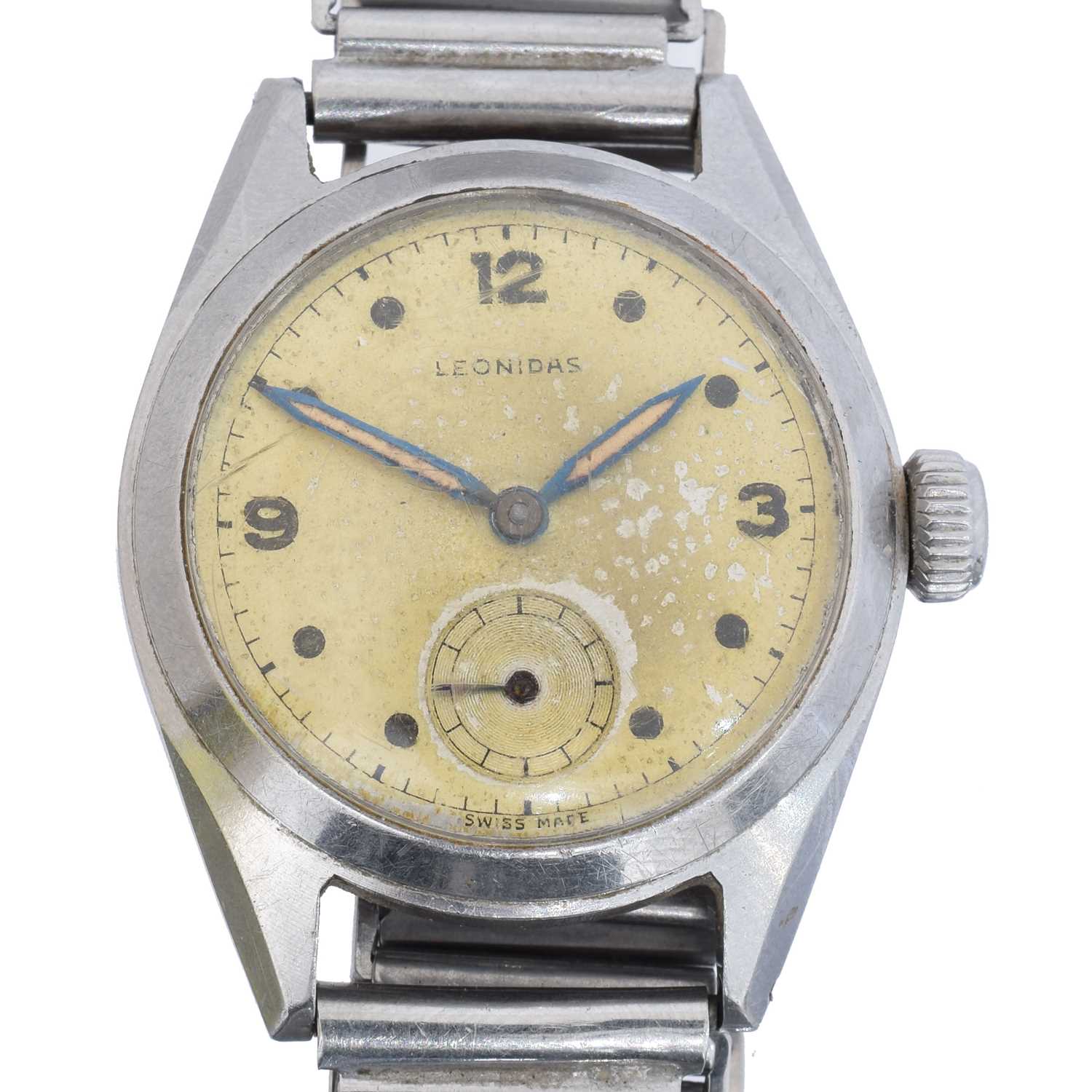 Lot 294 - A stainless steel Leonidas military manual wind wristwatch