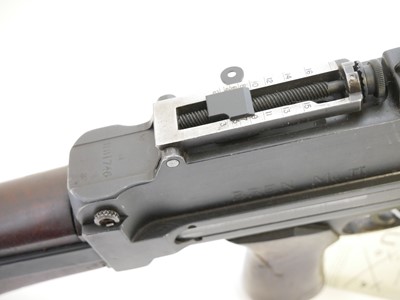 Lot 103 - Deactivated Bren light machine gun in chest