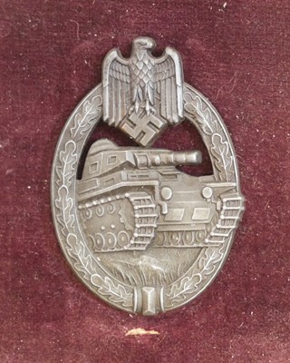 Lot 310 - German Third Reich Panzer assault badge