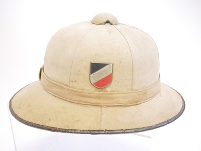 Lot 311 - German Wehrmacht Pith Helmet