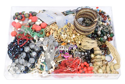 Lot 121 - A large selection of costume jewellery