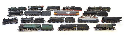 Lot 33 - Large collection of various unboxed OO gauge locomotives
