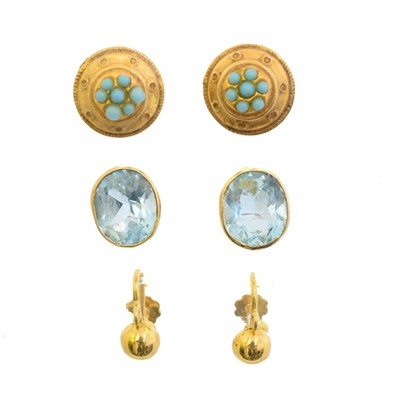 Lot 86 - Three pairs of earrings