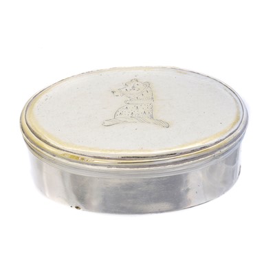 Lot 18 - A George III silver nutmeg grater
