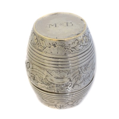 Lot 36 - A George II silver nutmeg grater