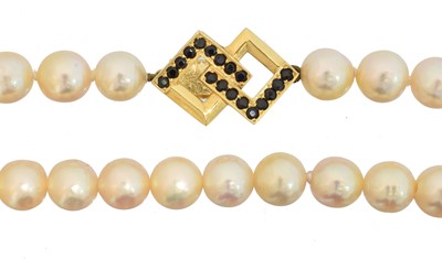 Lot 139 - A cultured pearl necklace