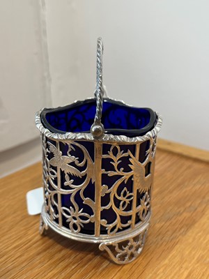 Lot 25 - A George III silver and blue glass cream pail