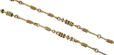 Lot 128 - A 9ct gold chain necklace