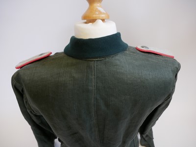 Lot 257 - German WWII armoured troops officers tunic