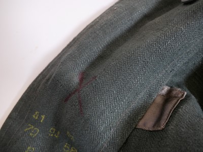 Lot 257 - German WWII armoured troops officers tunic