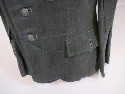 Lot 257 - German WWII armoured troops officers tunic