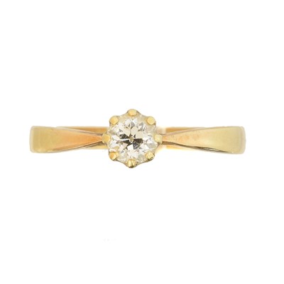Lot 73 - A diamond single stone ring
