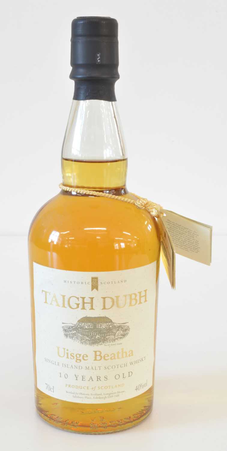 Lot 144 - Taigh Dubh ‘Uisge Beatha’ Single Island Malt (Lewis) 10 YO