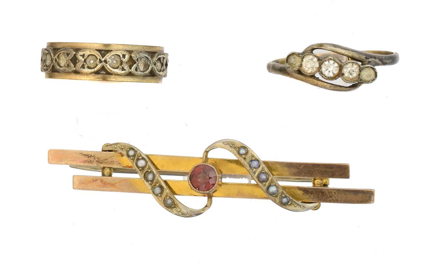 Lot 106 - A selection of jewellery