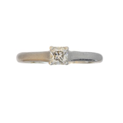 Lot 147 - A Tiffany & Co. platinum single stone ring