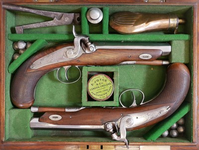 Lot 12 - Pair of percussion pocket pistols by W. Bond
