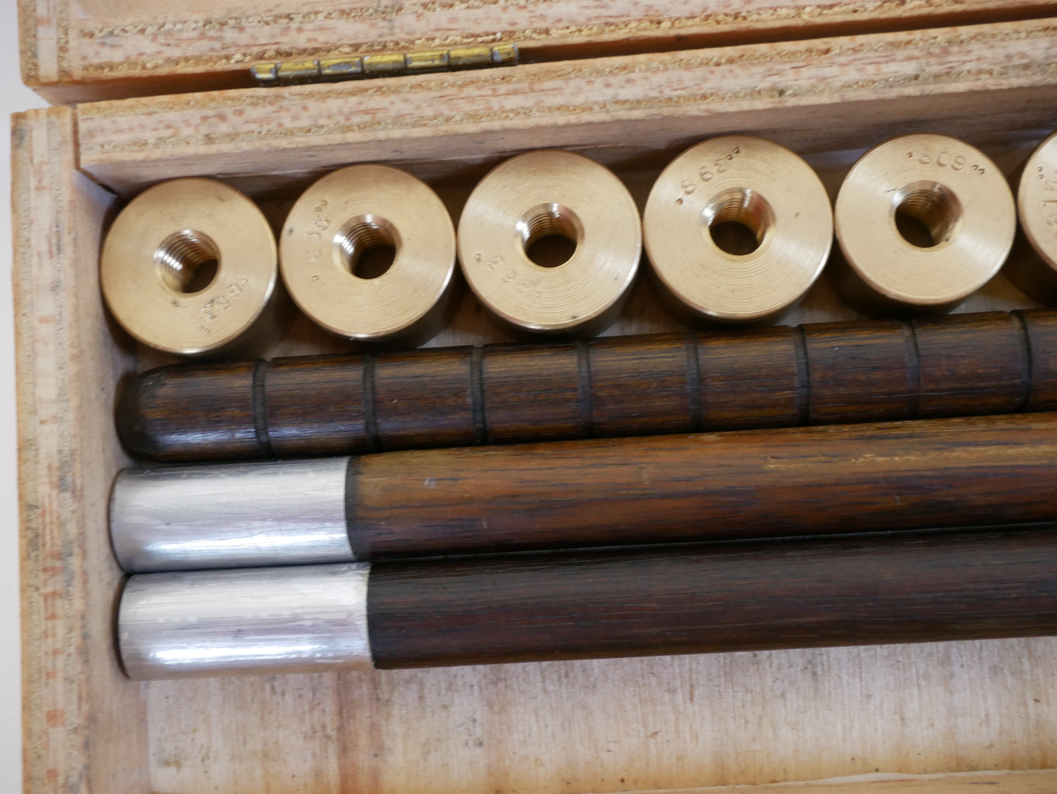 Lot 495 8 bore plug gauge set