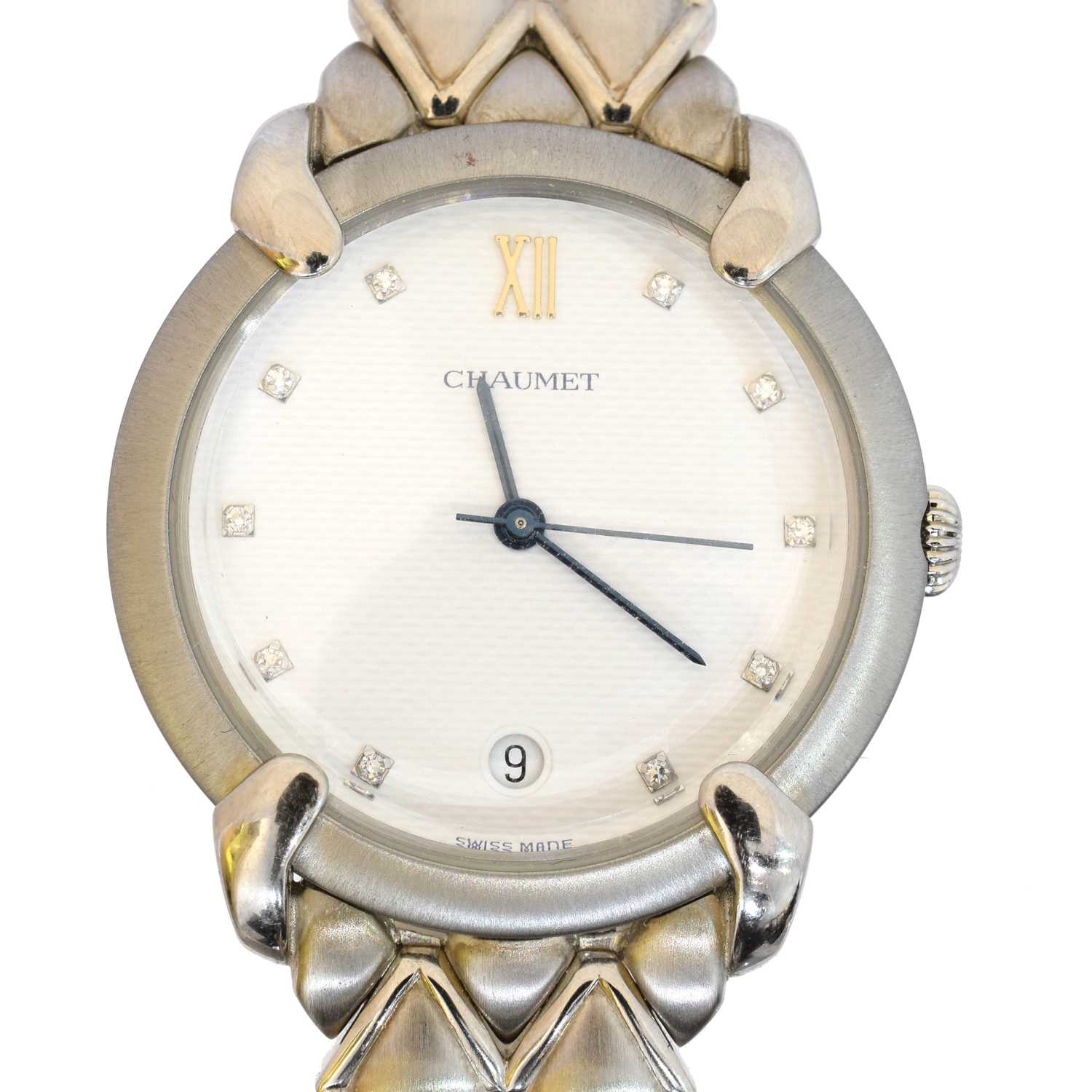 Lot 194 - A Chaumet stainless steel quartz calendar 'Elysées' wristwatch