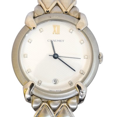 Lot 194 - A Chaumet stainless steel quartz calendar 'Elysées' wristwatch