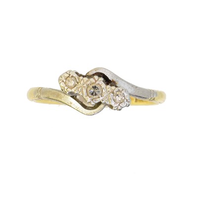 Lot 83 - A diamond three stone ring