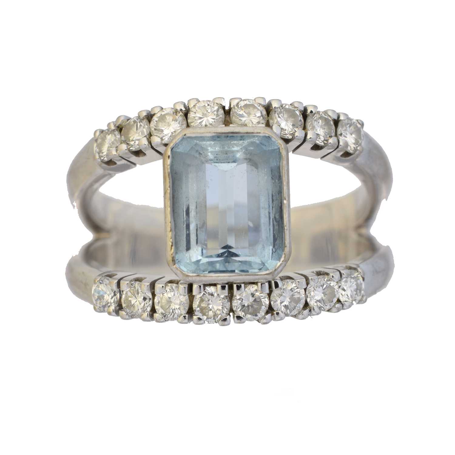 Lot An aquamarine and diamond dress ring
