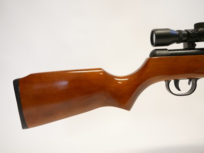 Lot 90 - SMK air rifle with slip
