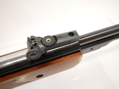Lot 90 - SMK air rifle with slip